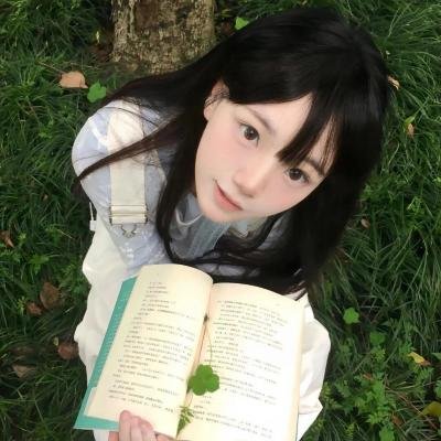 穿书后，她把悲剧变爽文